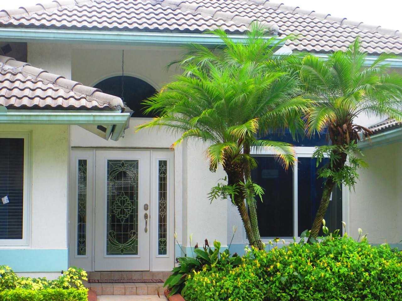 Delray Beach, FL hurricane impact resistant windows and doors.