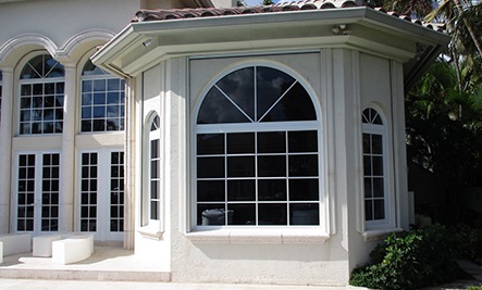 Hurricane Windows Can Enhance your Home’s Protection Against Coastal Weather